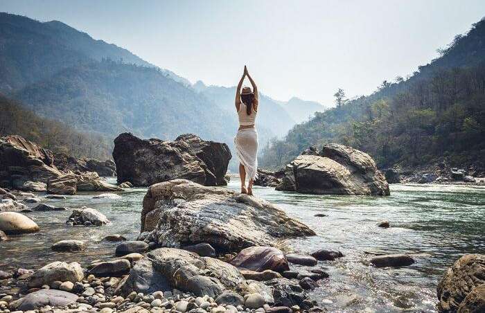 yoga in rishikesh - best yoga school India