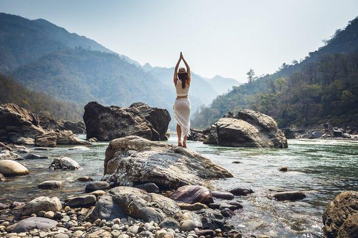 yoga in rishikesh - best yoga school India