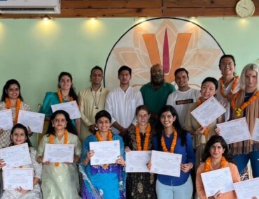 yoga-teacher-training-program-certification