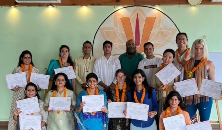 yoga-teacher-training-program-certification